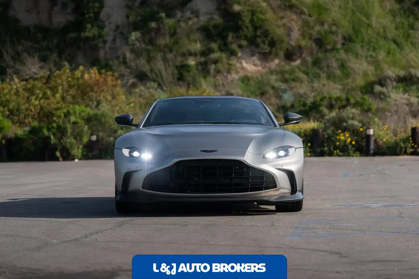 2023 Aston Martin V12 Vantage Coupe
