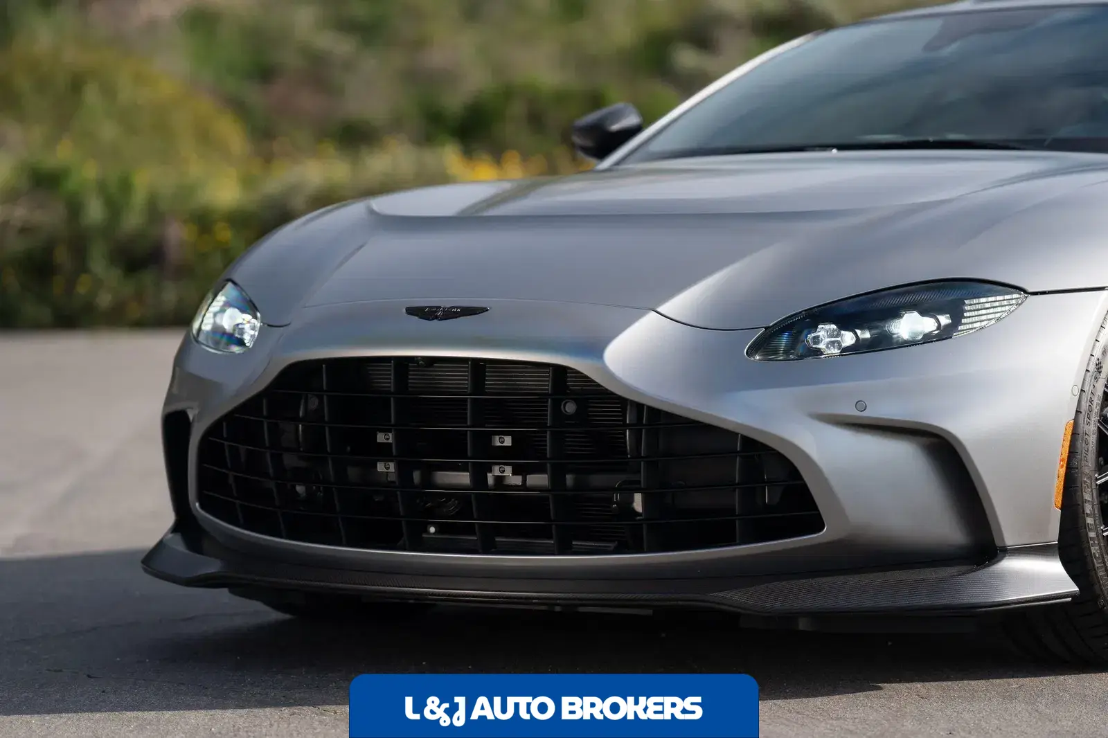 2023 Aston Martin V12 Vantage Coupe