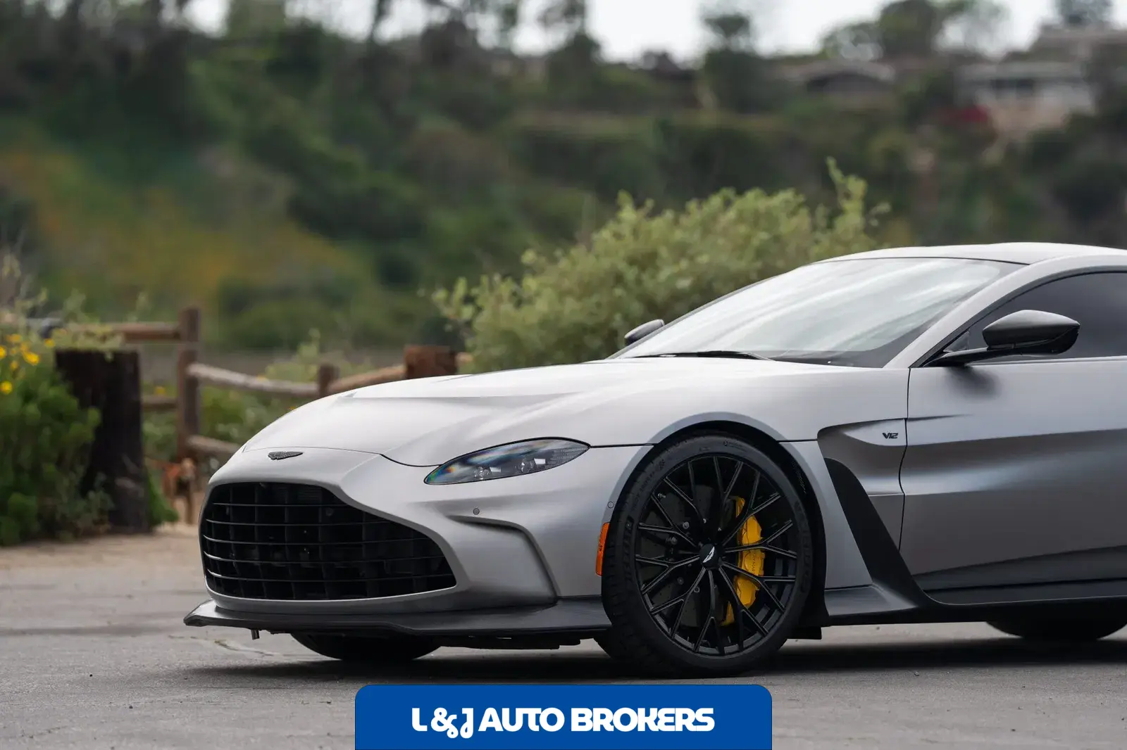2023 Aston Martin V12 Vantage Coupe