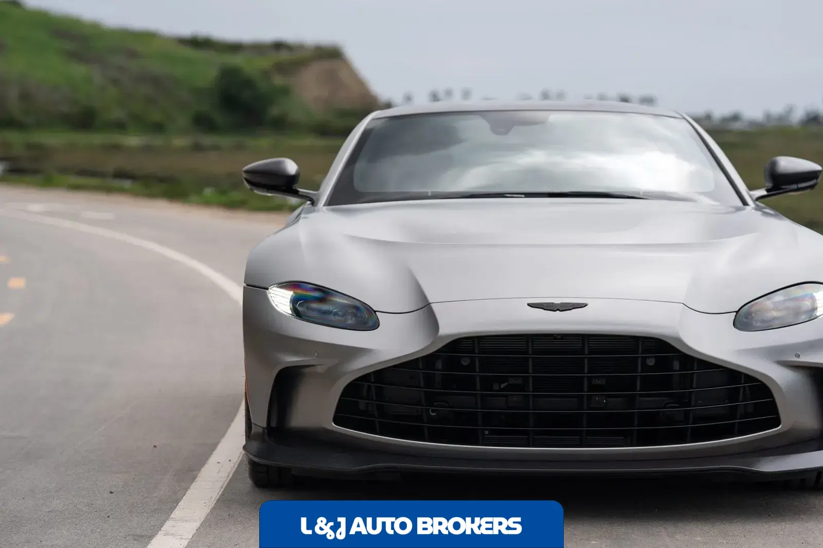 2023 Aston Martin V12 Vantage Coupe
