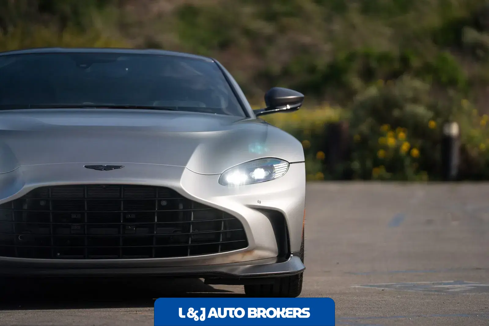 2023 Aston Martin V12 Vantage Coupe