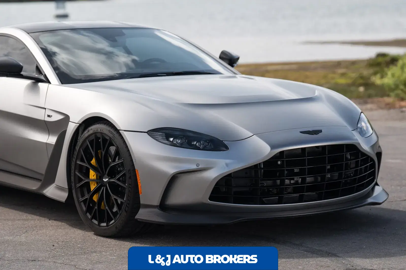 2023 Aston Martin V12 Vantage Coupe