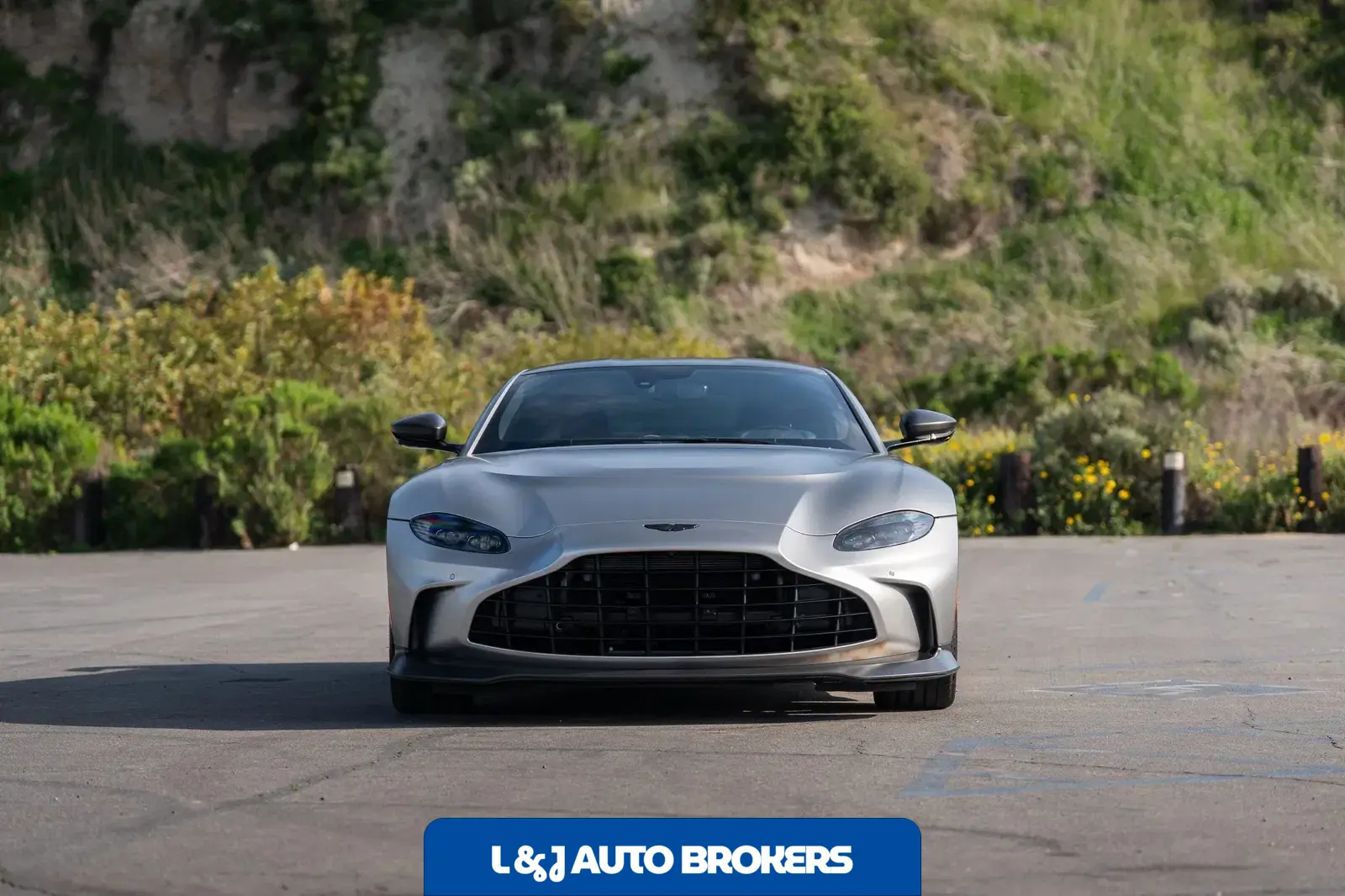 2023 Aston Martin V12 Vantage Coupe