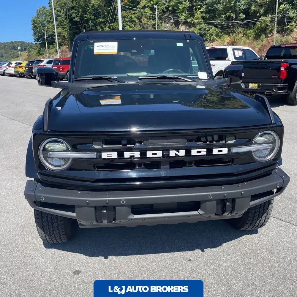 2024 Ford Bronco Outer Banks