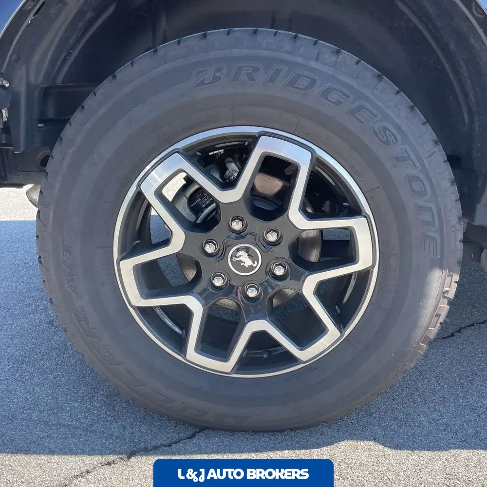 2024 Ford Bronco Outer Banks