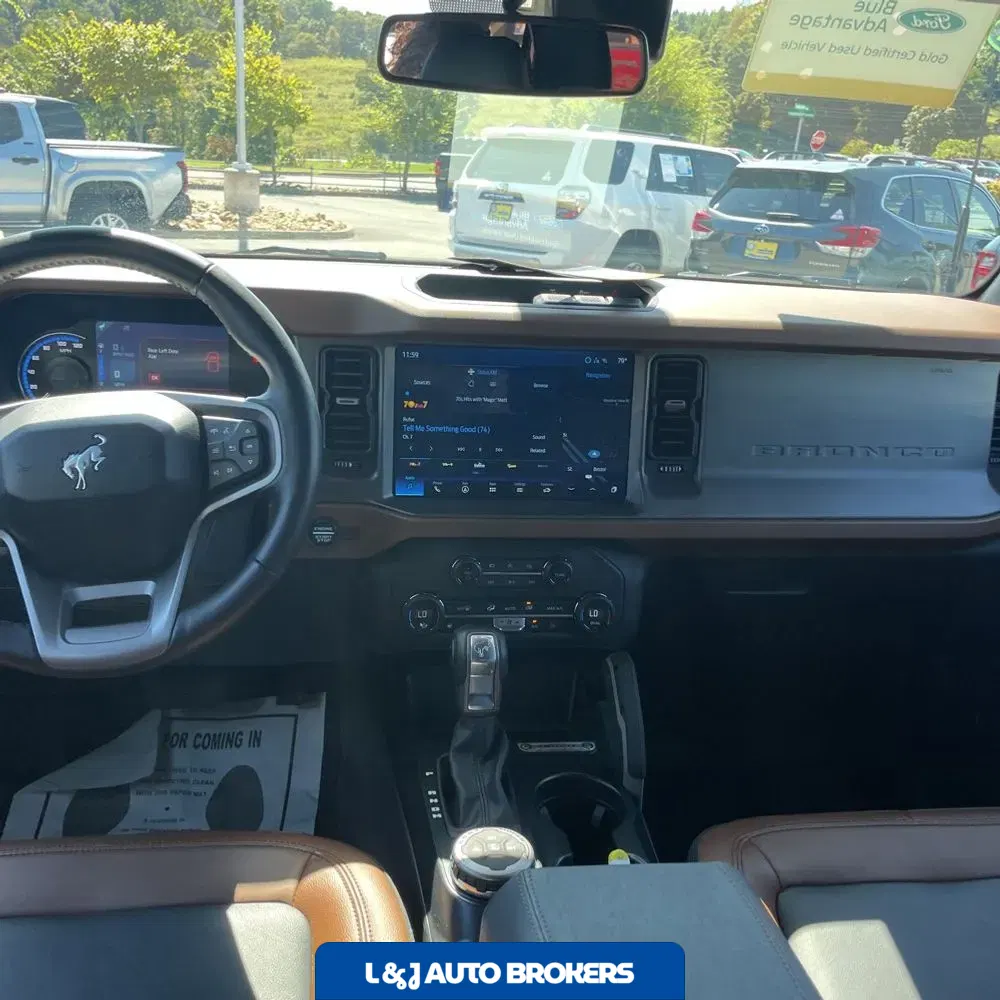 2024 Ford Bronco Outer Banks