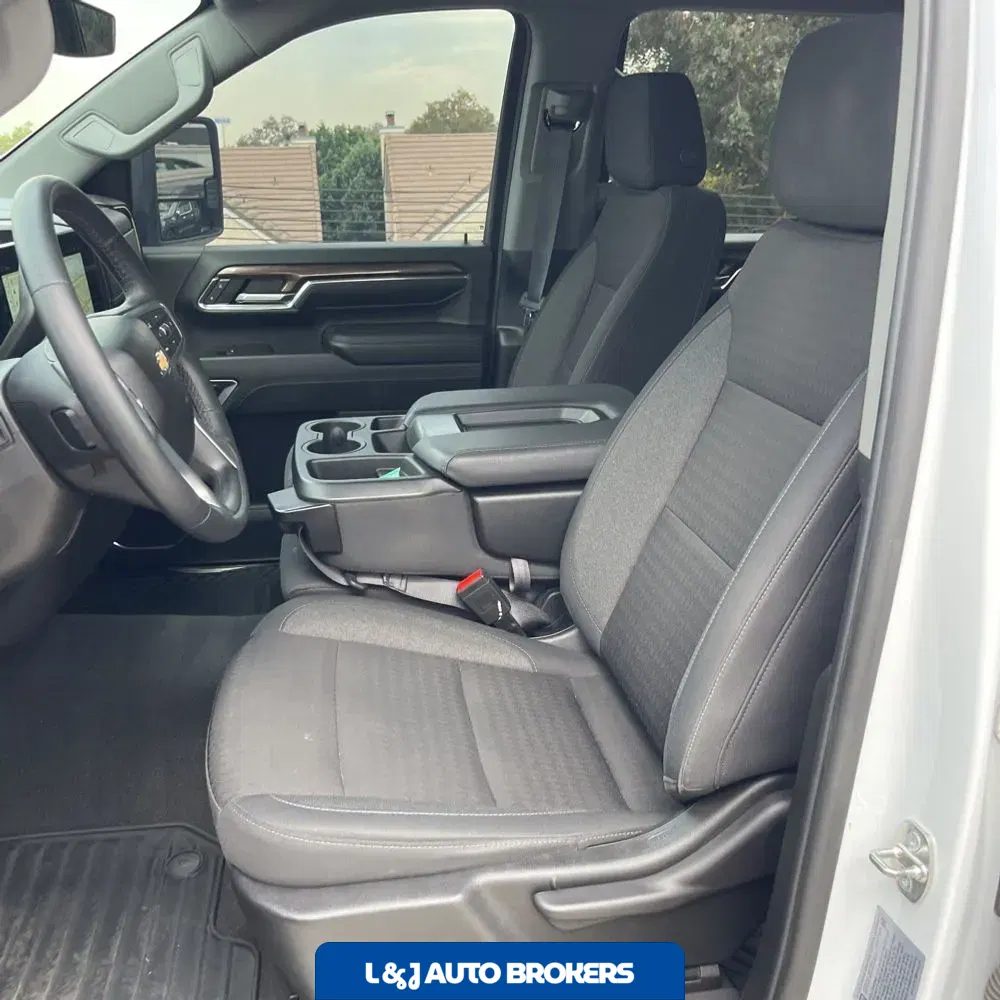 2024 Chevrolet Silverado 3500HD LT