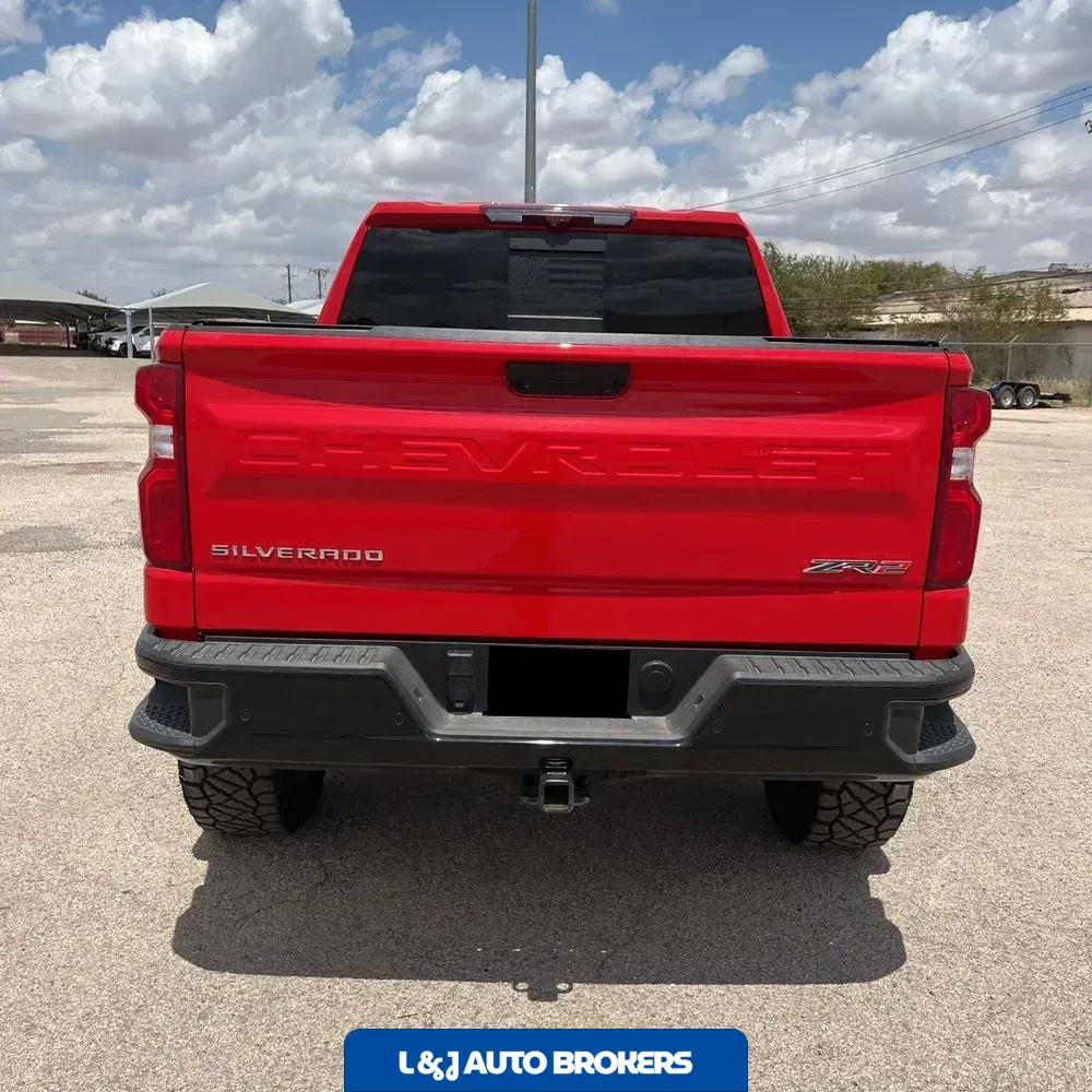 2024 Chevrolet Silverado 1500 ZR2