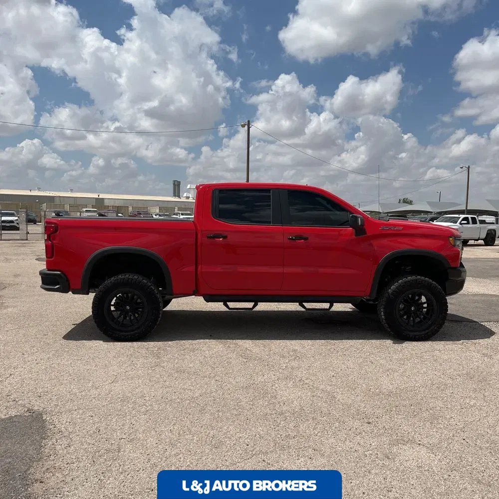 2024 Chevrolet Silverado 1500 ZR2