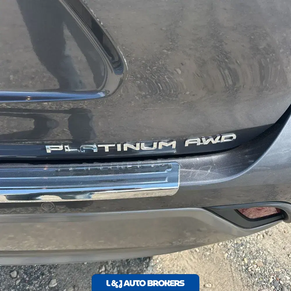 2024 Toyota Highlander Platinum