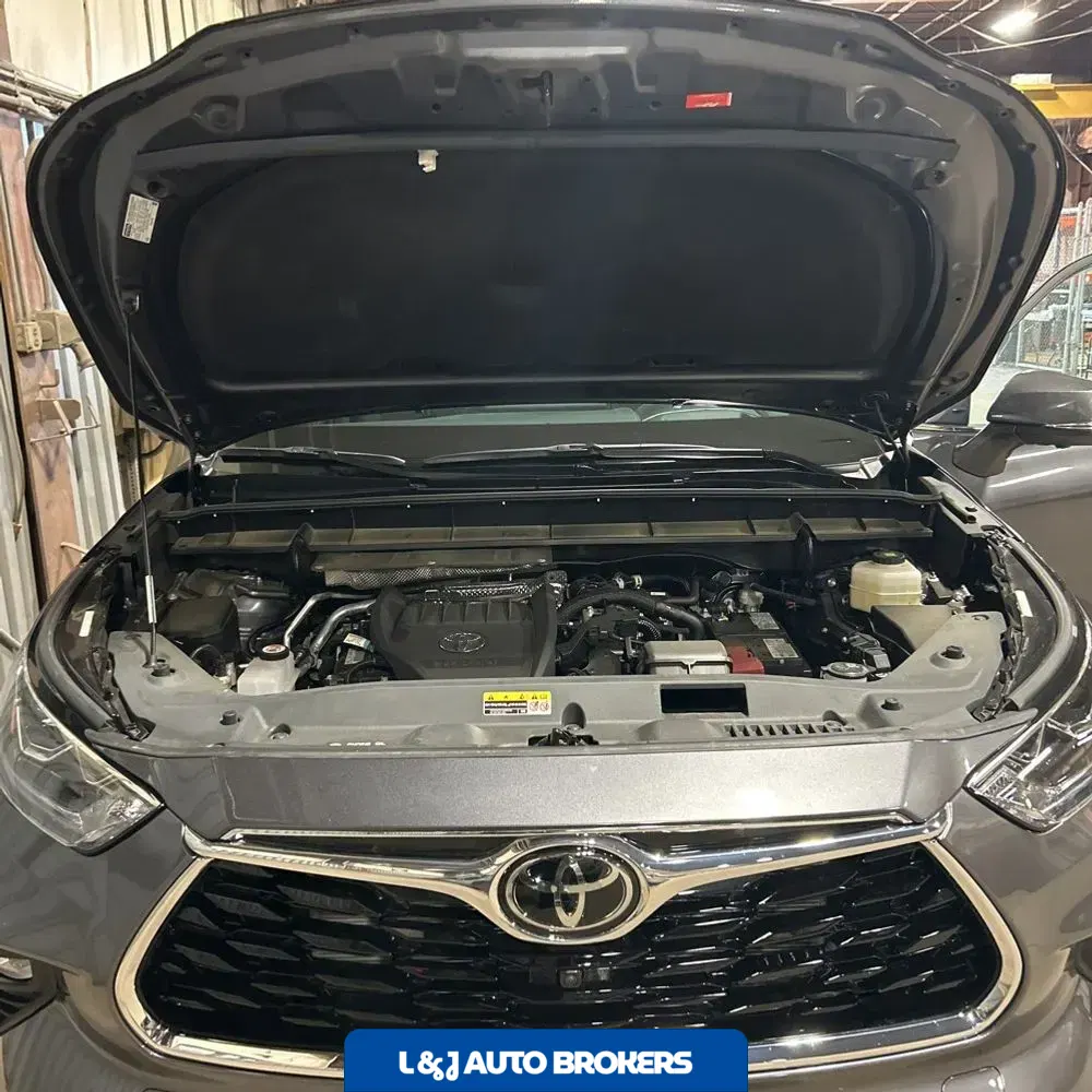 2024 Toyota Highlander Platinum