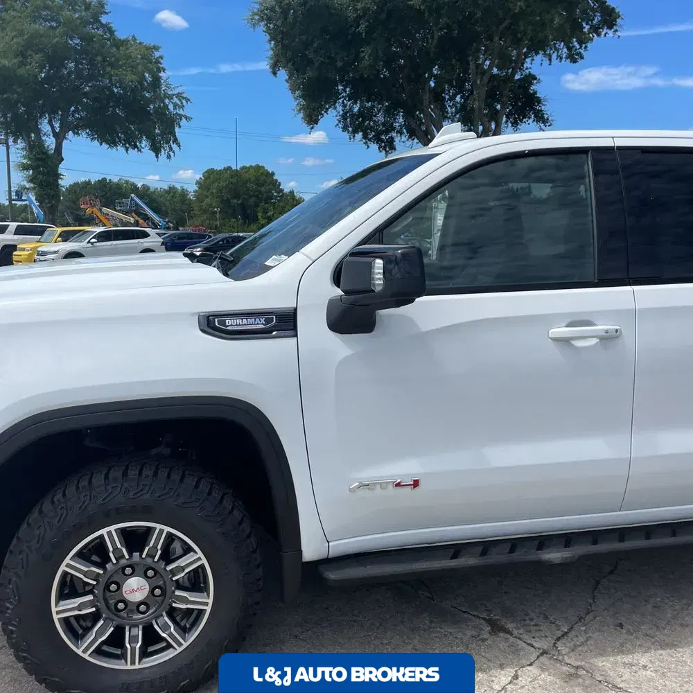 2024 GMC Sierra 1500 AT4