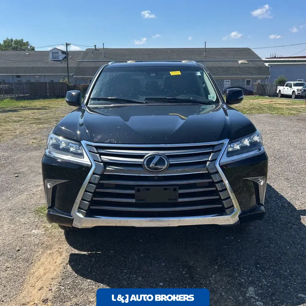 2021 Lexus LX 570 Three-Row