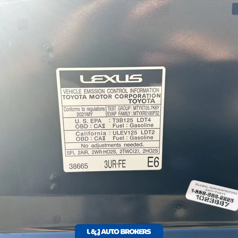 2021 Lexus LX 570 Three-Row