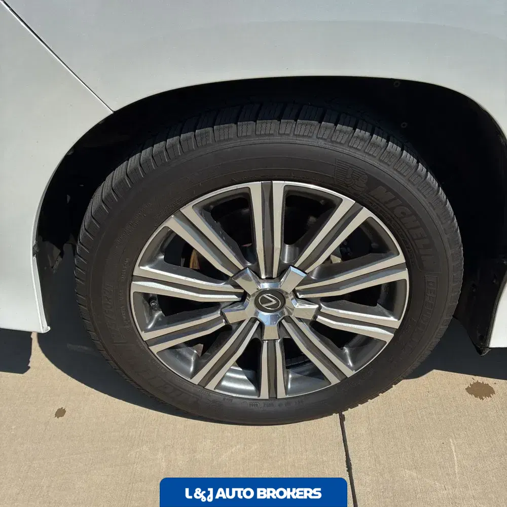2018 Lexus LX 570 Three-Row