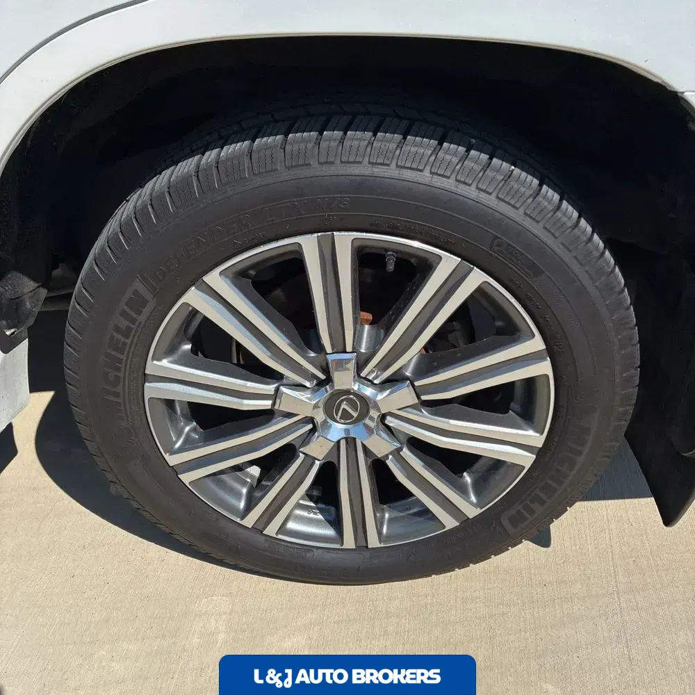 2018 Lexus LX 570 Three-Row