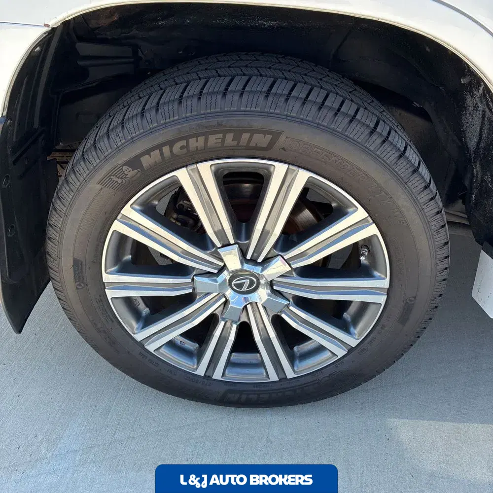 2018 Lexus LX 570 Three-Row