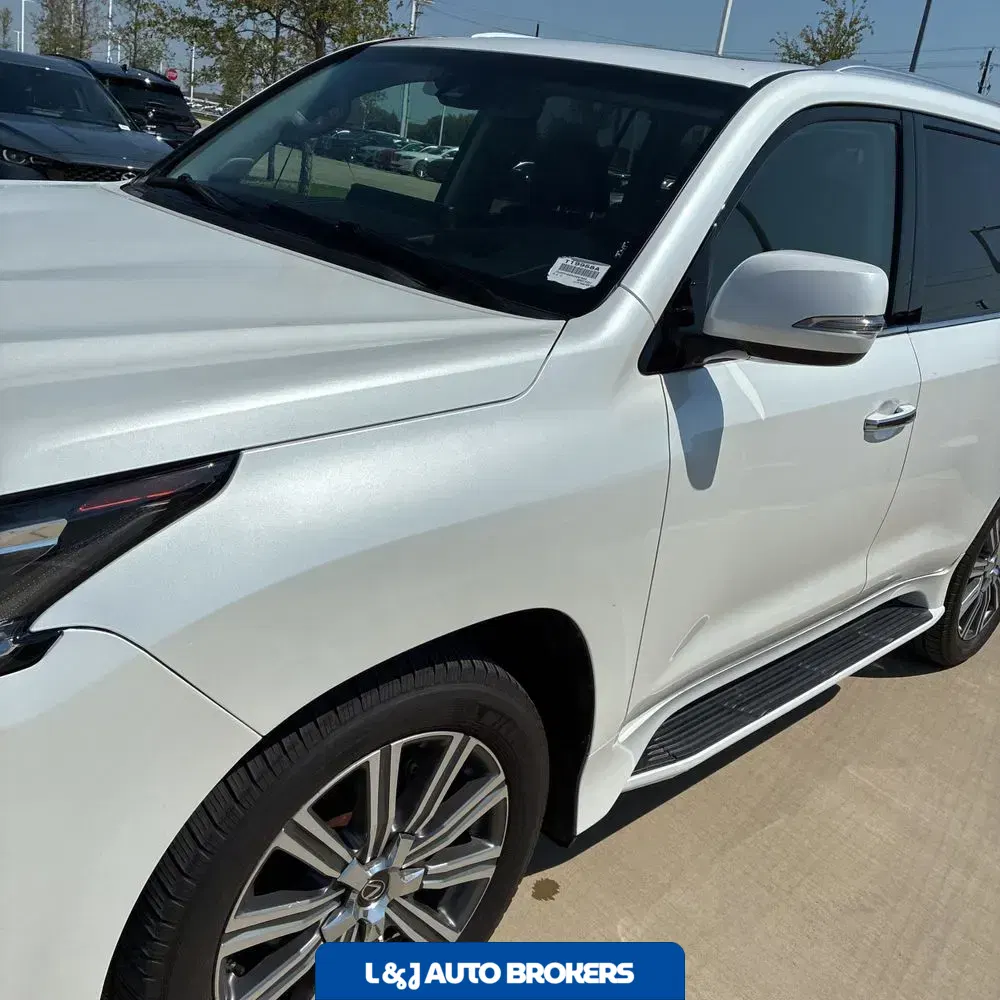 2018 Lexus LX 570 Three-Row