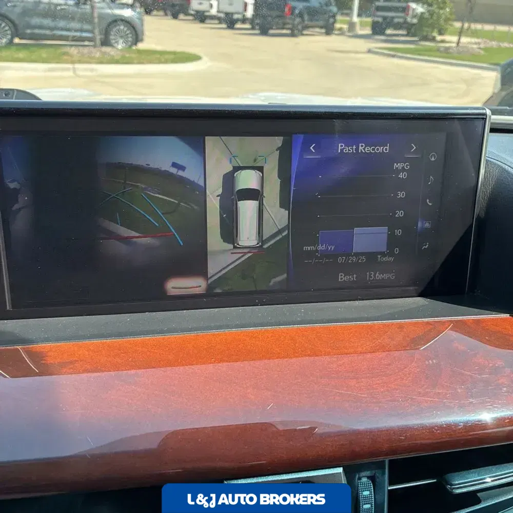 2018 Lexus LX 570 Three-Row