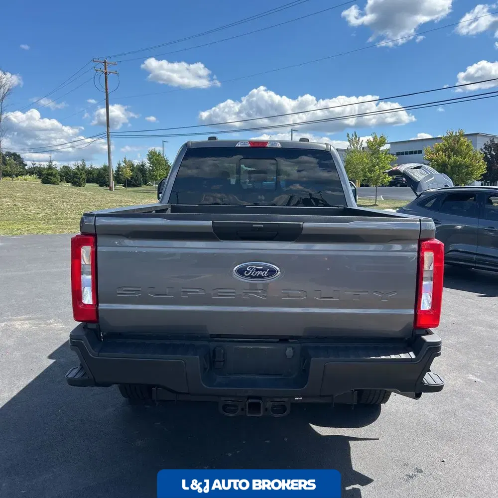 2024 Ford F-250 Super Duty XL