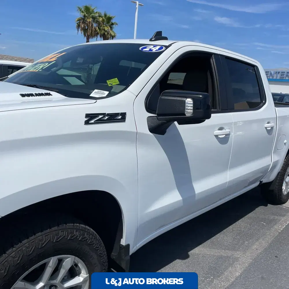 2024 Chevrolet Silverado 1500 RST