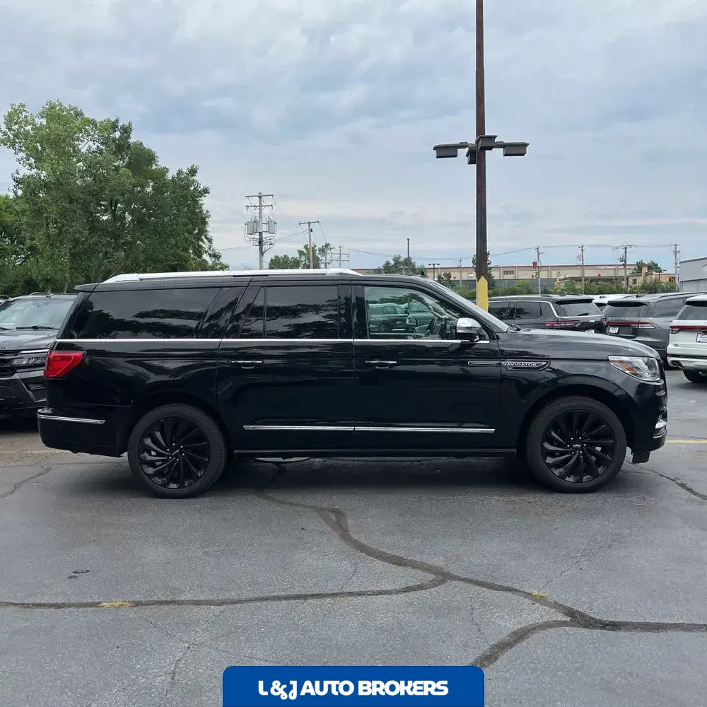 2020 Lincoln Navigator L Black Label