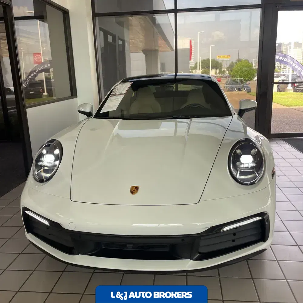 2024 Porsche 911 Carrera