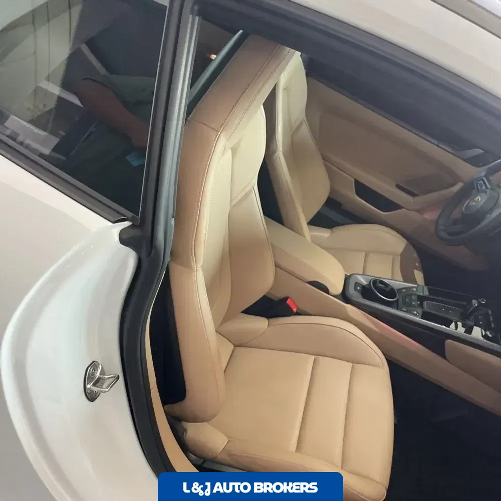 2024 Porsche 911 Carrera