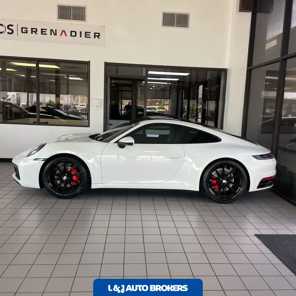 2024 Porsche 911 Carrera