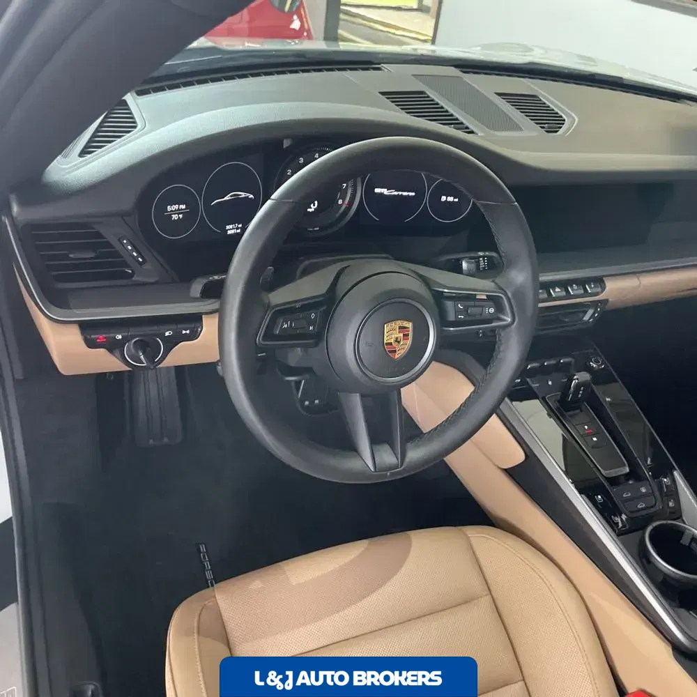 2024 Porsche 911 Carrera