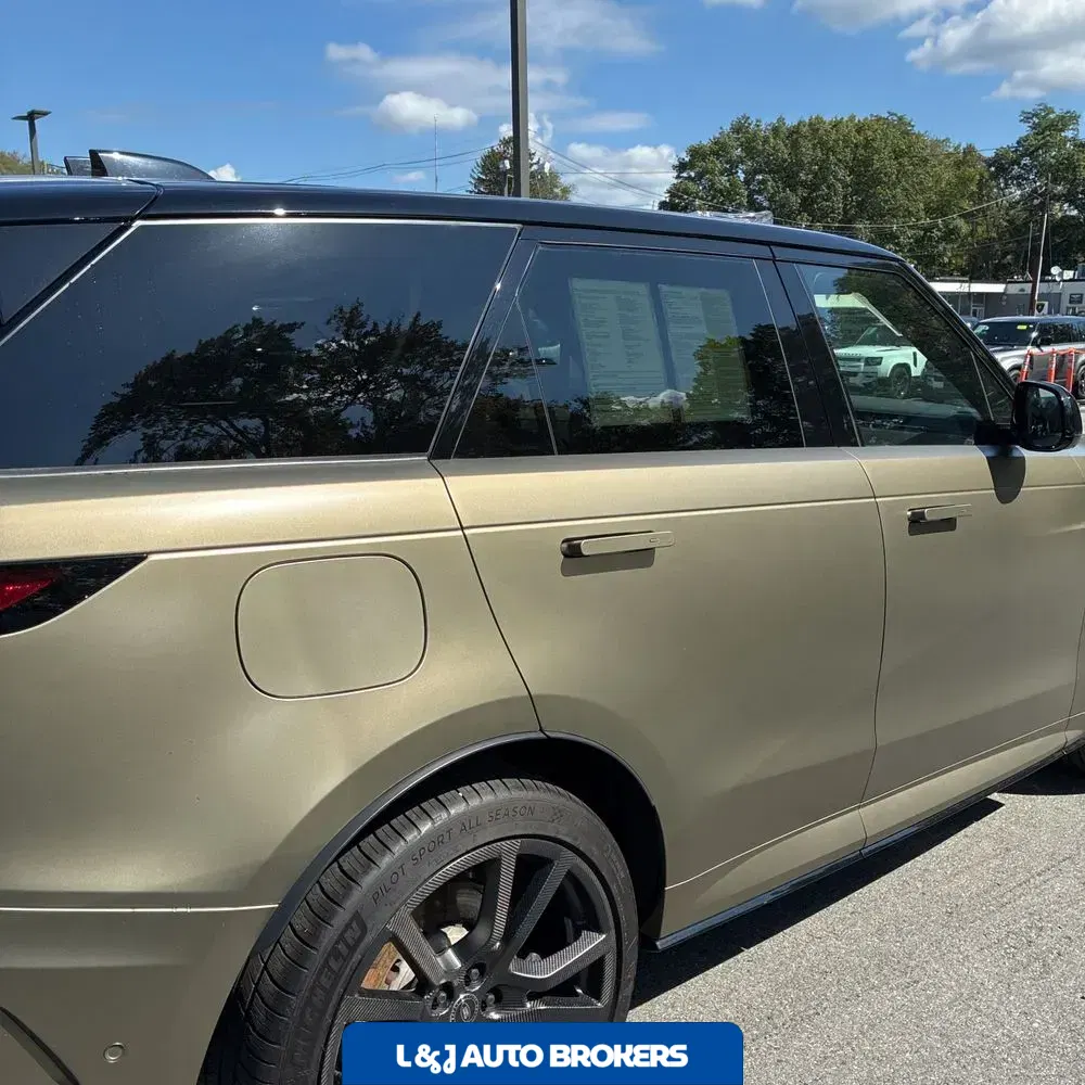 2024 Land Rover Range Rover Sport SV Edition One Carbon Bronze