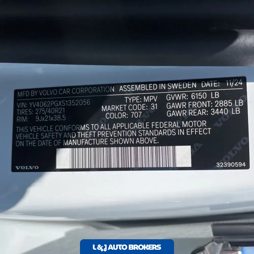 2025 Volvo XC90 B6 - Ultra