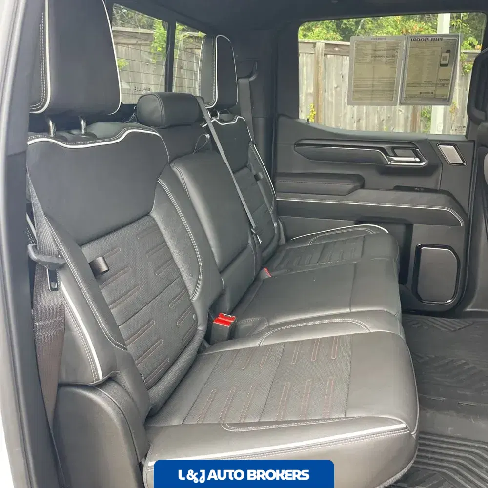 2024 GMC Sierra 1500 AT4X