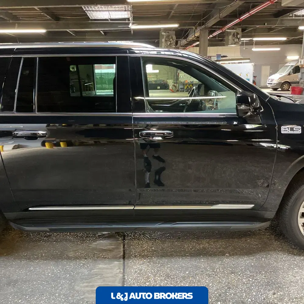 2023 Cadillac Escalade ESV Premium Luxury
