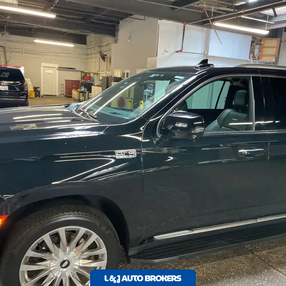 2023 Cadillac Escalade ESV Premium Luxury