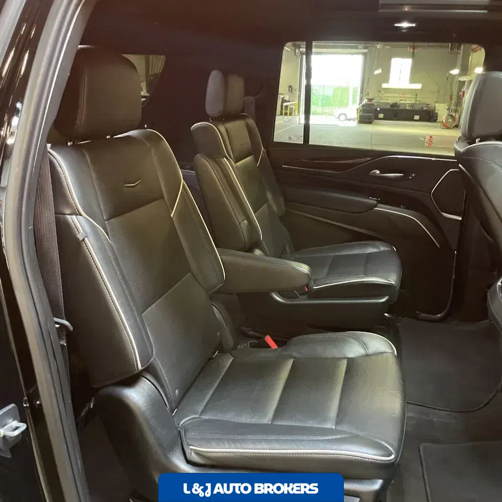 2023 Cadillac Escalade ESV Premium Luxury
