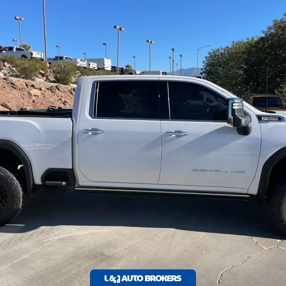 2022 GMC Sierra 3500HD Denali
