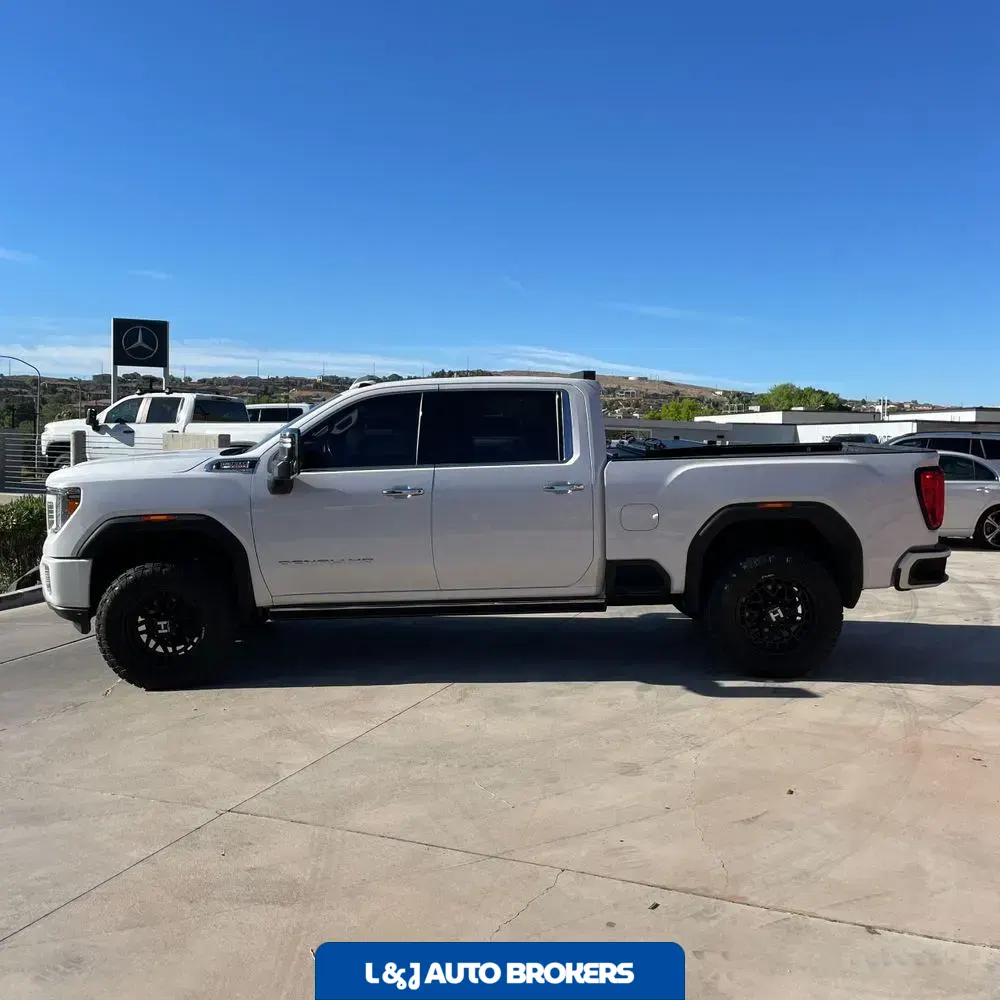 2022 GMC Sierra 3500HD Denali