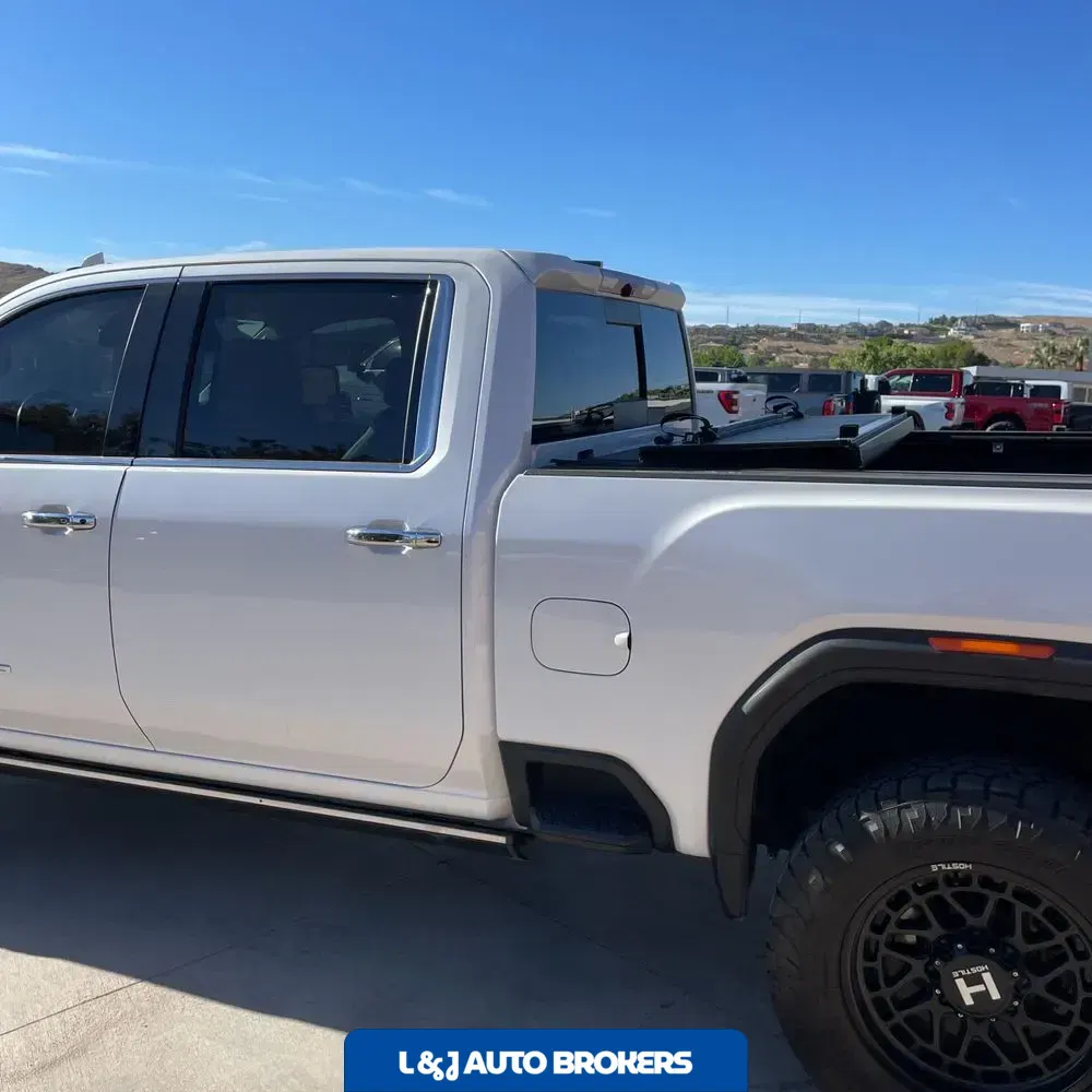 2022 GMC Sierra 3500HD Denali