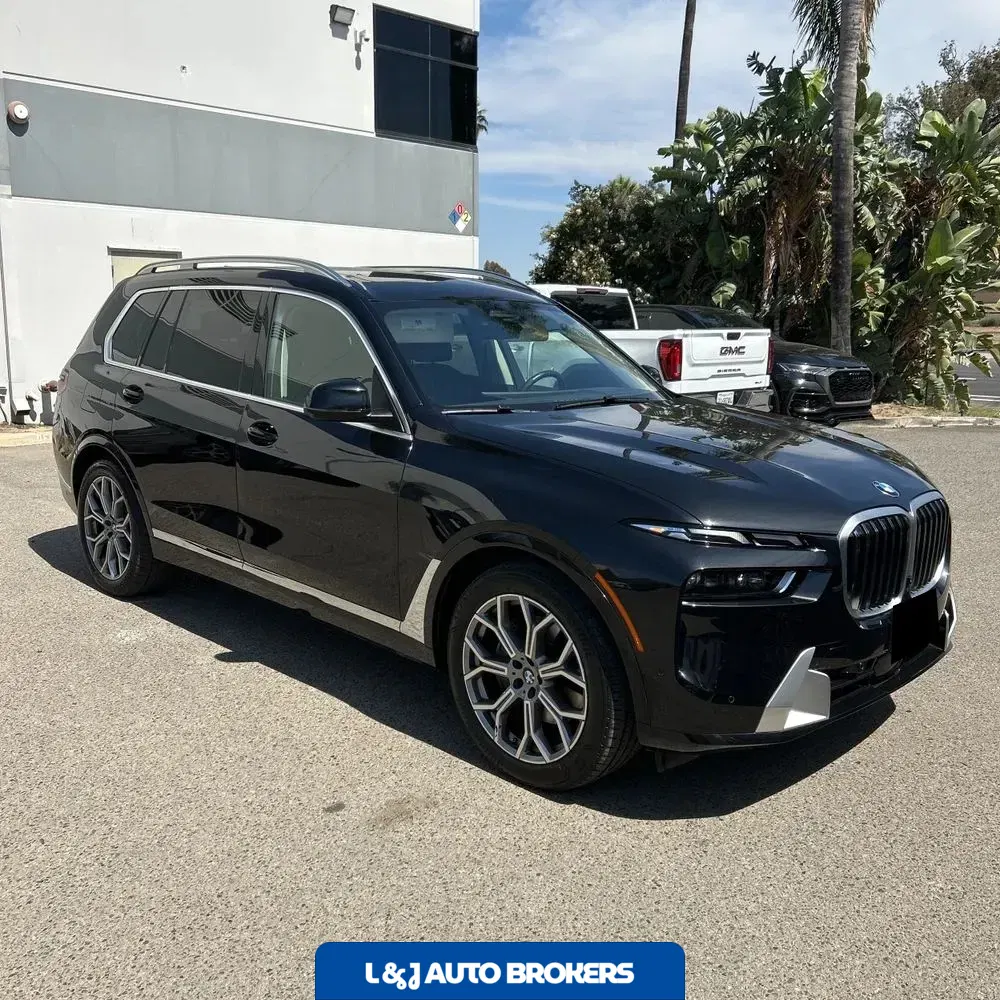 2025 BMW X7 XDrive40i