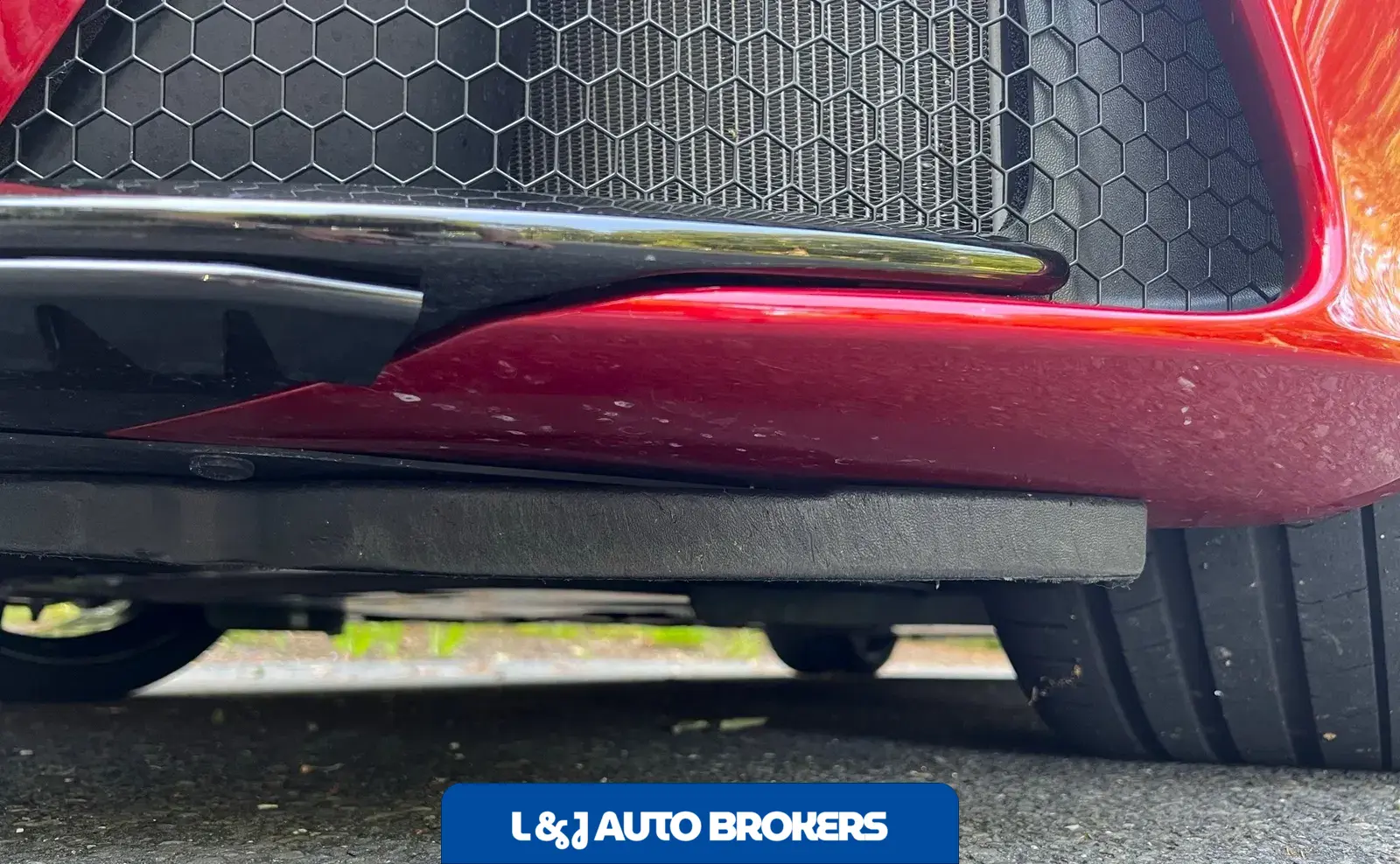 2019 Aston Martin DBS Superleggera Coupe