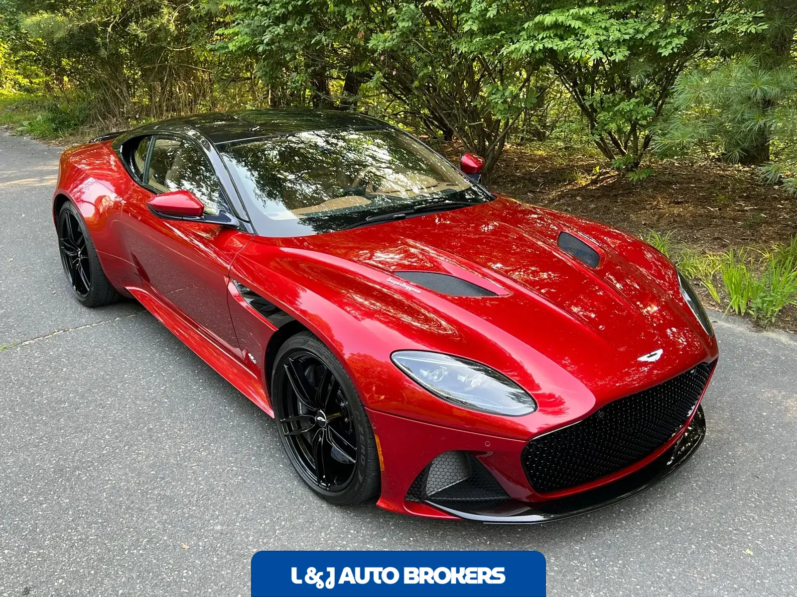 2019 Aston Martin DBS Superleggera Coupe