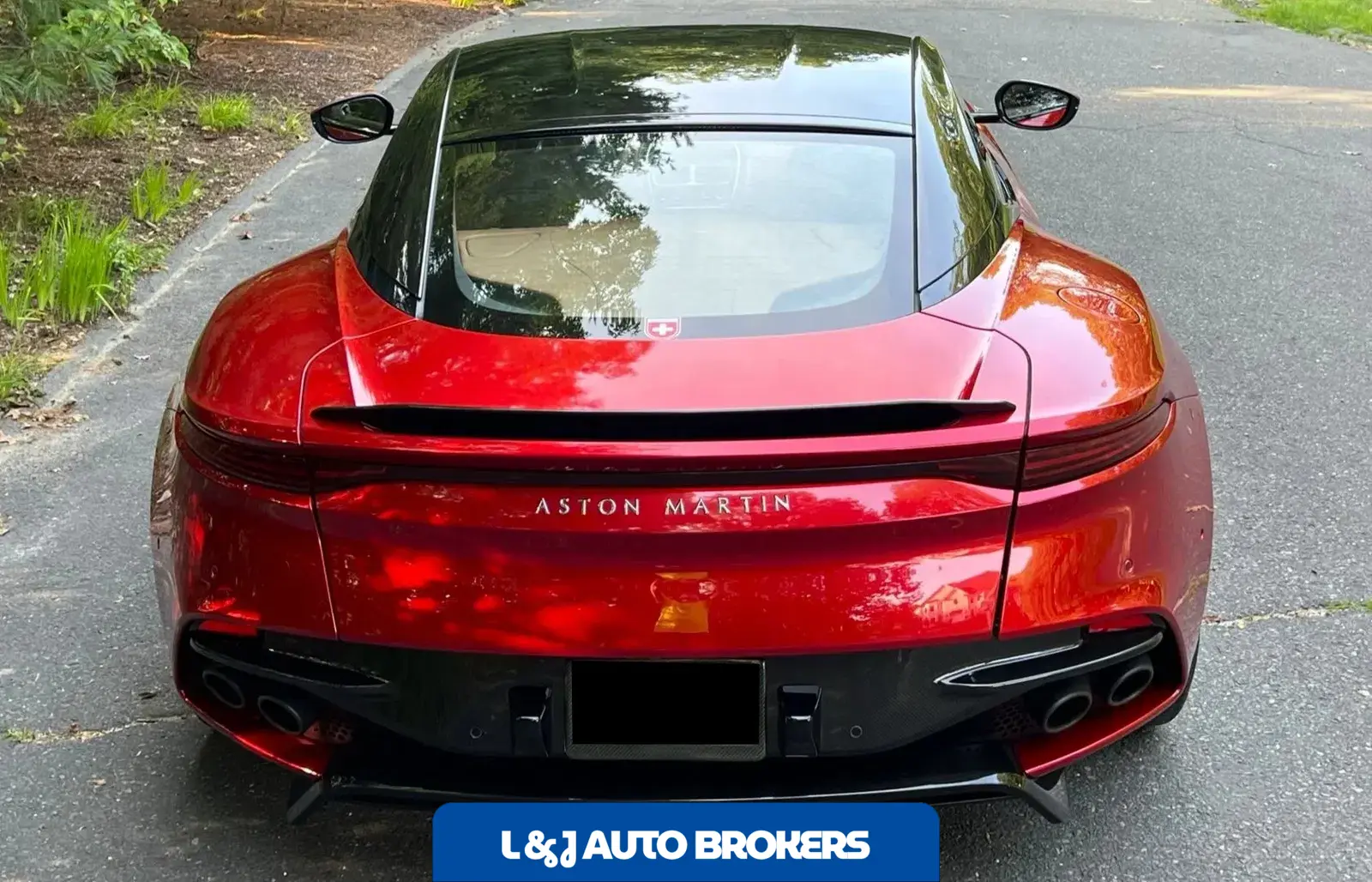 2019 Aston Martin DBS Superleggera Coupe