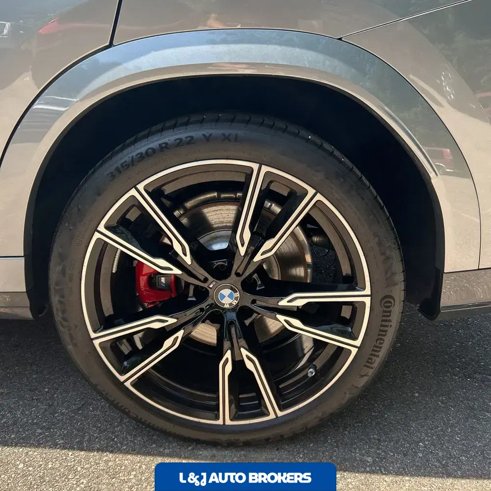 2024 BMW X6 M60i