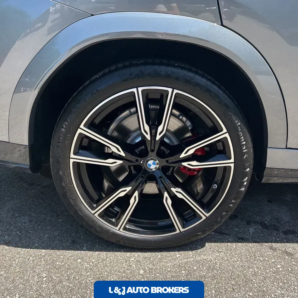 2024 BMW X6 M60i