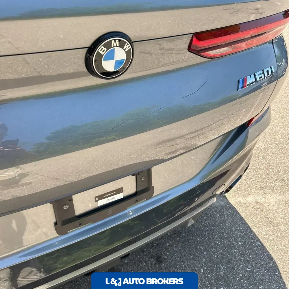 2024 BMW X6 M60i