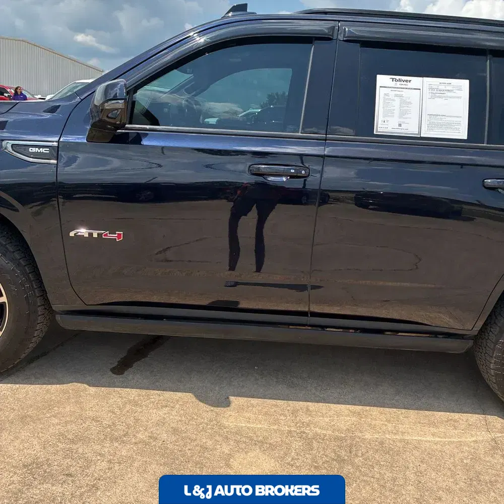 2022 GMC Yukon AT4