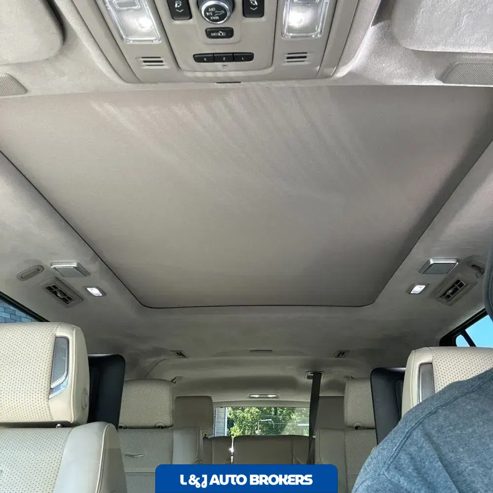 2023 Cadillac Escalade ESV Premium Luxury Platinum