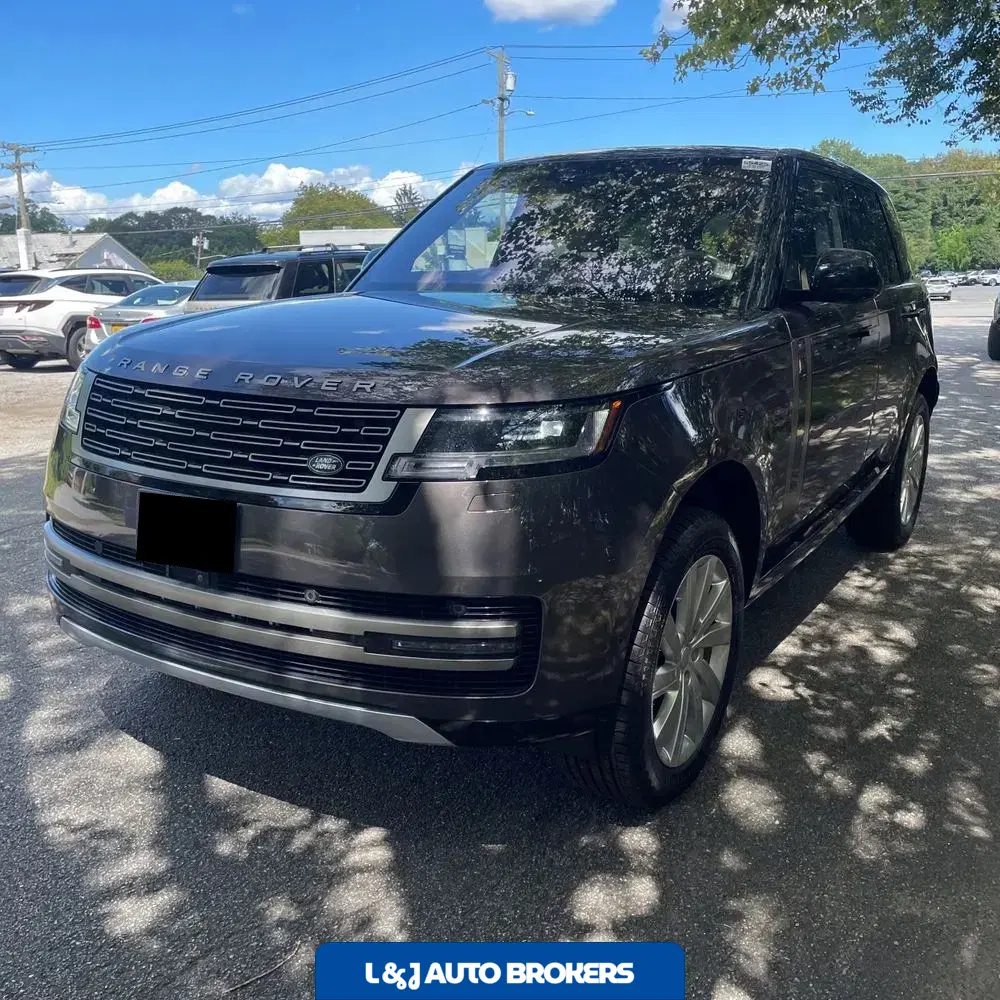 2023 Land Rover Range Rover SE