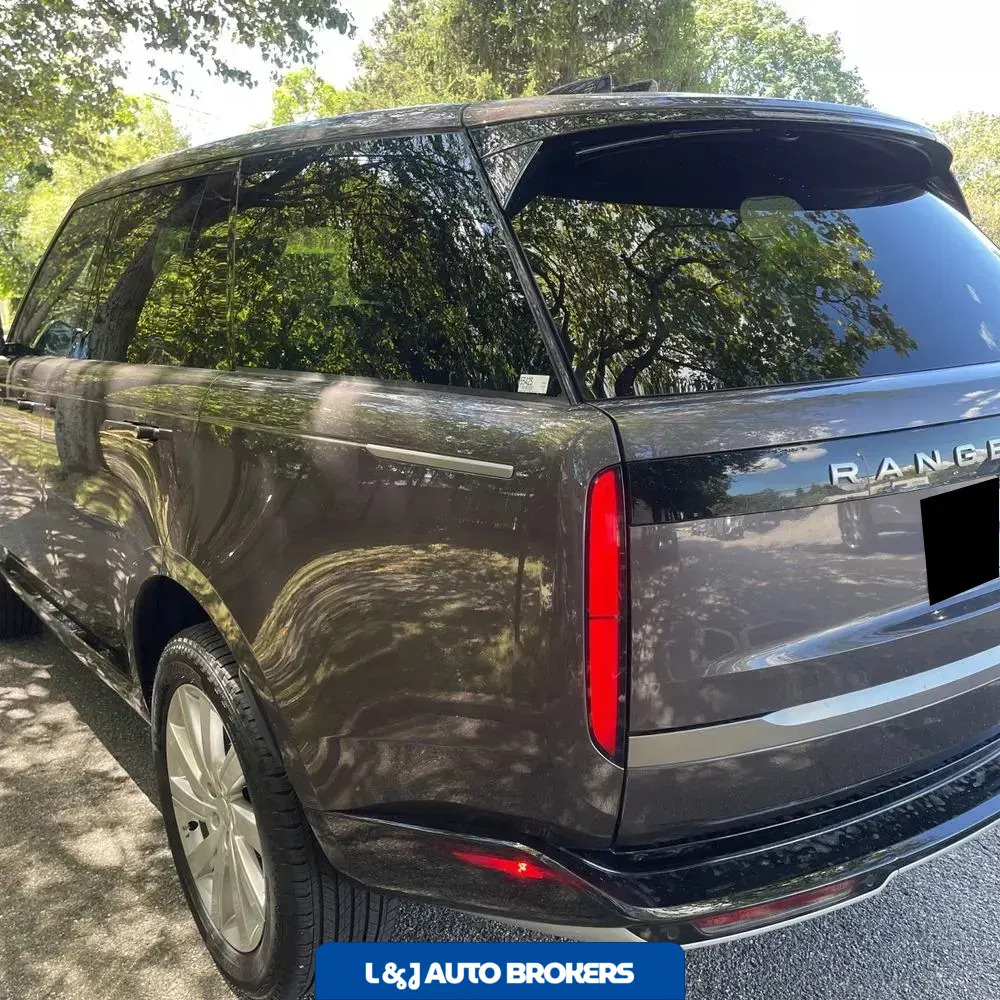 2023 Land Rover Range Rover SE